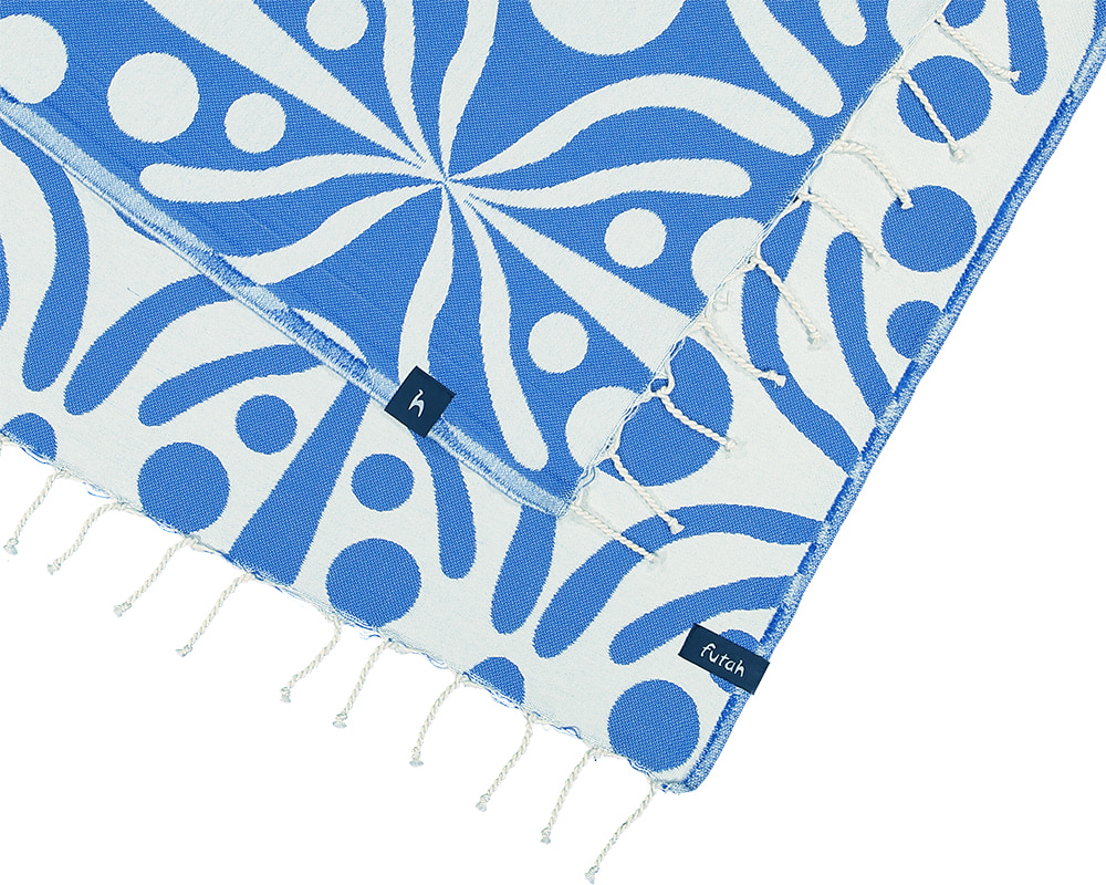 Futah - Flora Azul & Branco Toalha de Praia (4)