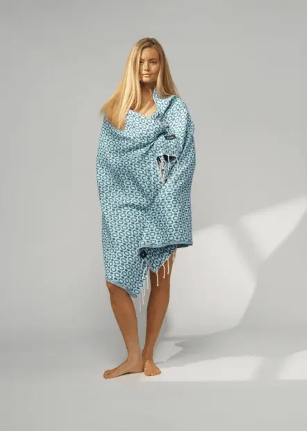 Pulse Blue XL Towel (2)