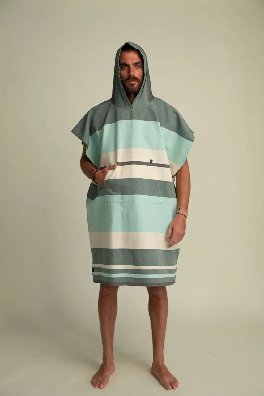 Futah - Papua Verde Poncho (2)