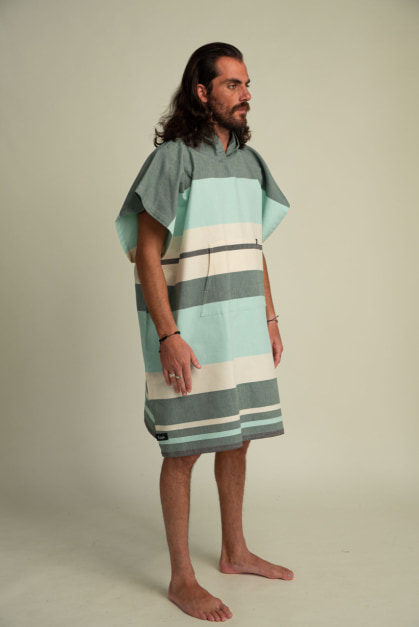 Papua Vert Poncho Adulte (2)