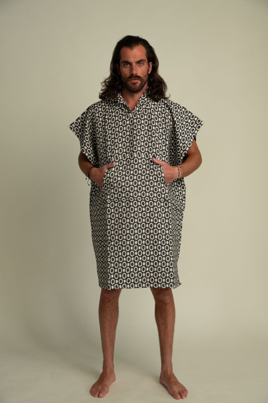Futah - Pulse Preto Poncho (1)